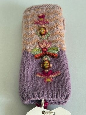 NWT French Knot Hand Warmers